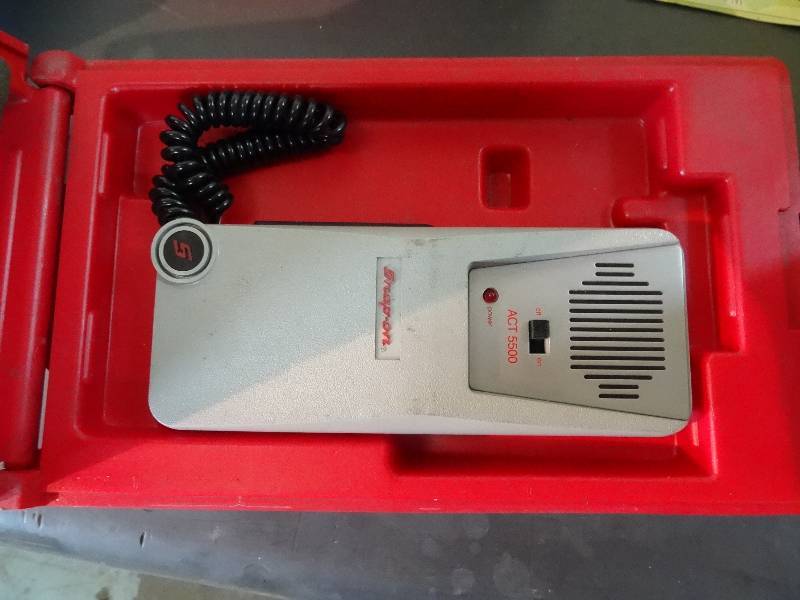 Leak Detector