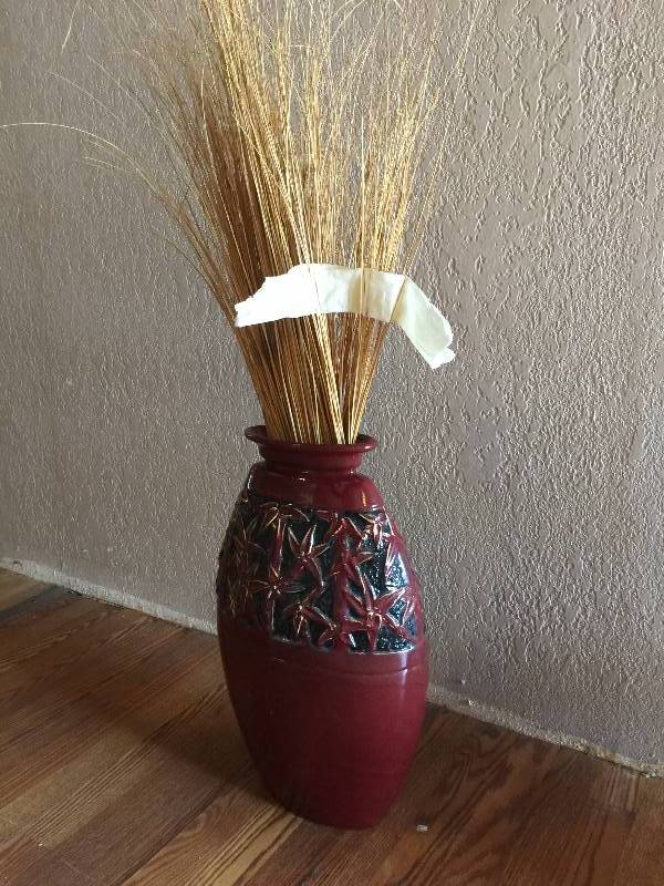 lot 17 image: Floor Decor