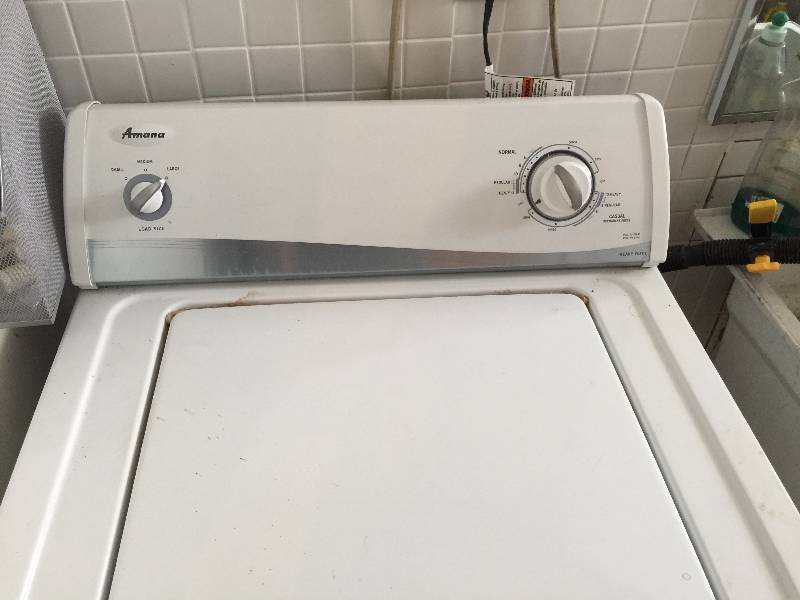 lot 19 image: Amana Heavy Duty Washing Machine