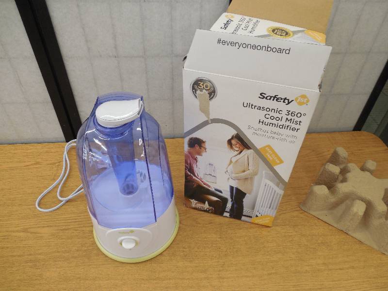lot 61 image: Safety 1st Ultrasonic 360 Degree Humidifier - Blue