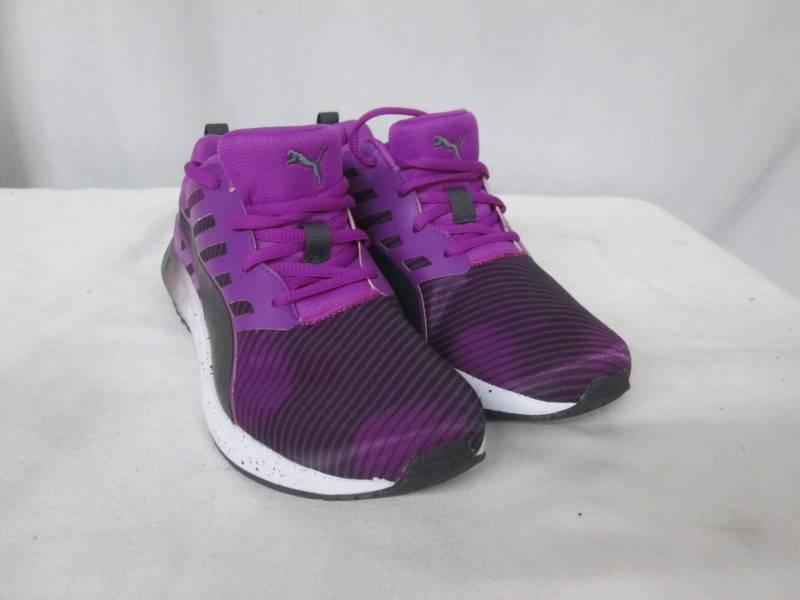 Puma Womens Flare Graphic Running Shoe