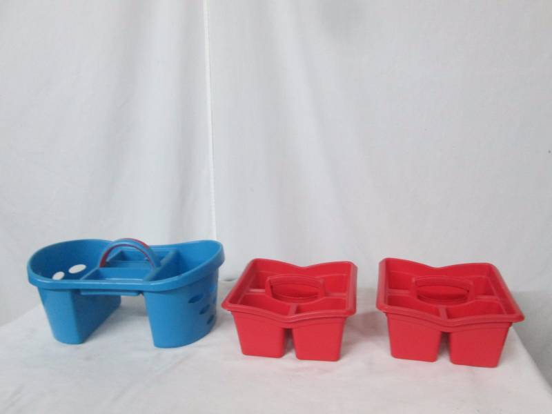 3 Plastic Carrying Cases