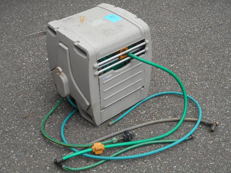 lot 47 image: Hydro-Industries Auto-Rewind Hose R...