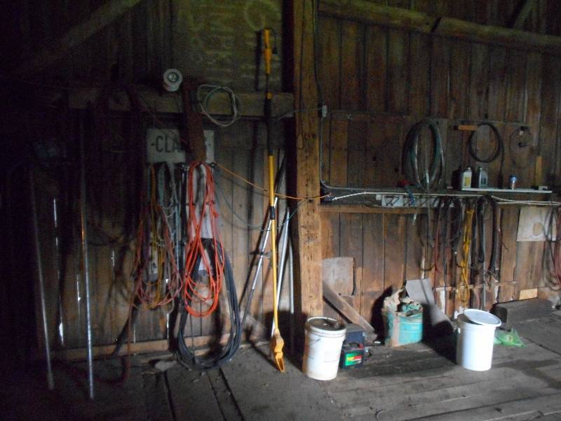 lot 59 image: Wall Lot Extension Cords, Roping, ...