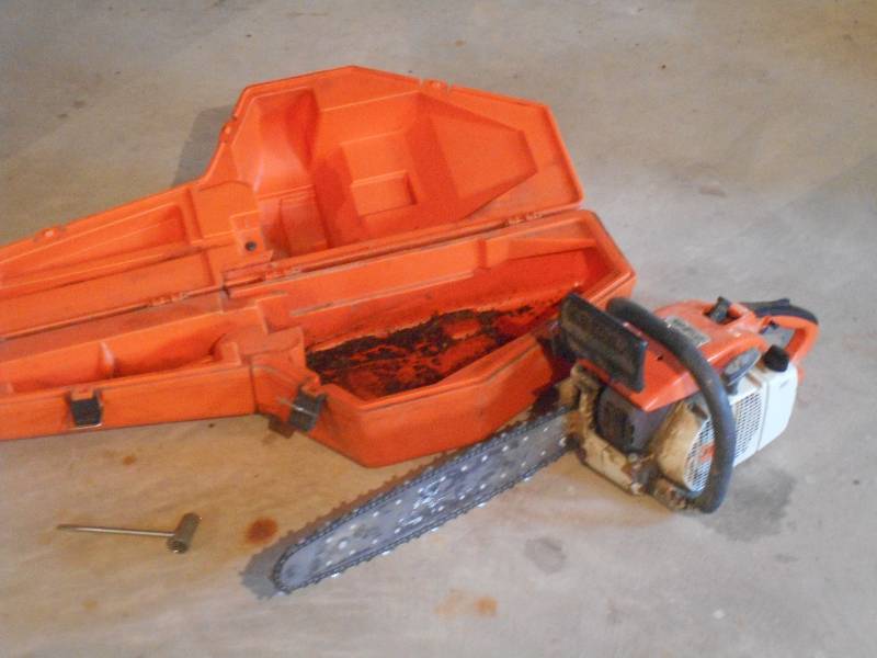 lot 74 image: Stihl 032AV Chainsaw With Case, In ...