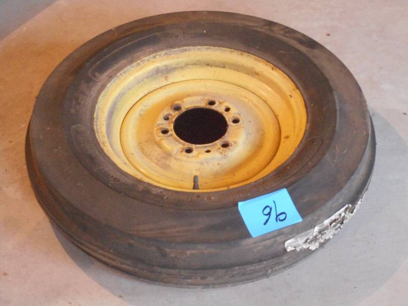 lot 96 image: Unused 6.0016 High Rib Tire On Joh...