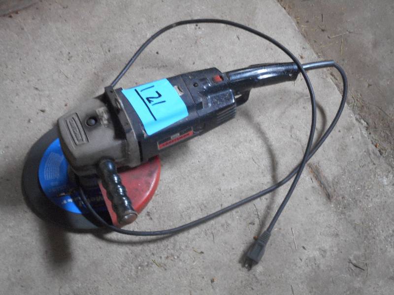 lot 121 image: Craftsman Heavy Duty 120Volt 9 Gri...
