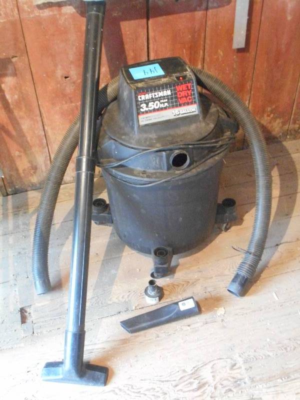 lot 144 image: Craftsman 16-Gallon 3.5HP WetDry V...