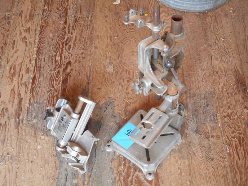 lot 164 image: Craftsman 335-25987 Drill Press Sta...