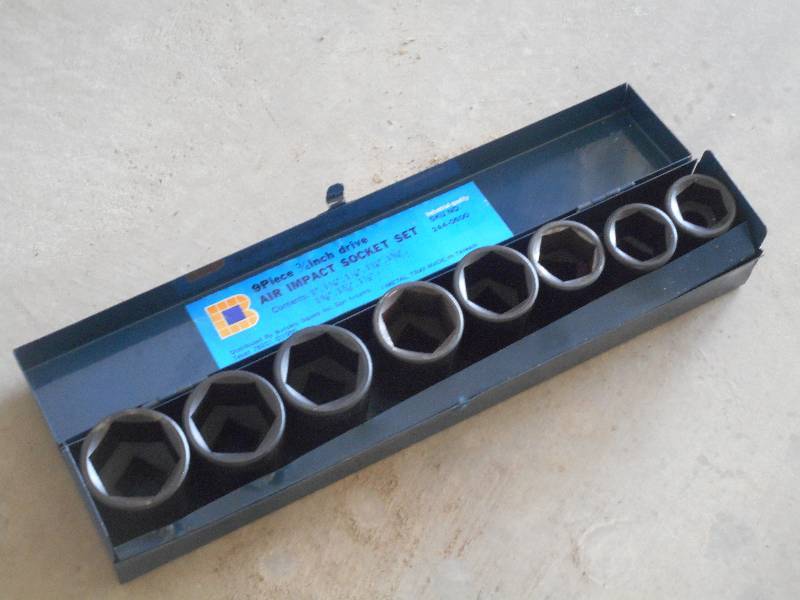 lot 177 image: 9-Piece 34 Impact Socket Set ...