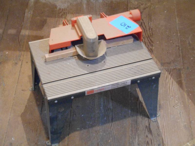 lot 210 image: Craftsman Benchtop Router Table, No...