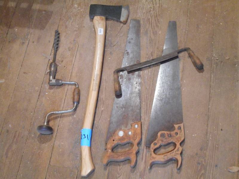 lot 231 image: Lot Of (2) Saws, (1) Vintage Drill...