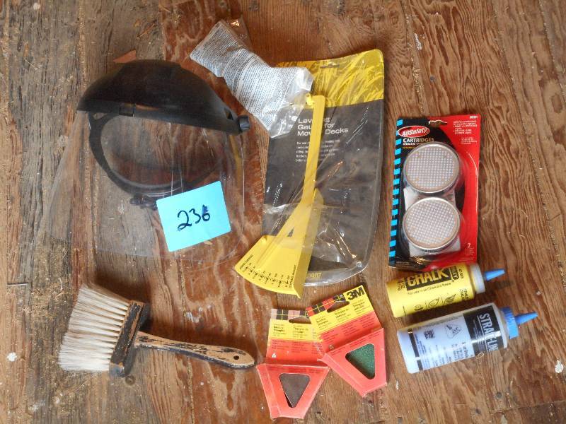 lot 236 image: Lot Of Face Shield, Vapor Cartridg...
