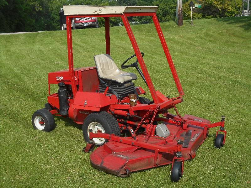 lot 3 image: Toro Groundsmaster 72 Commercial Mo...