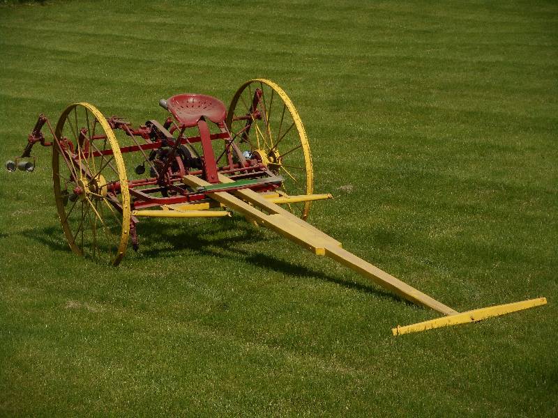 lot 7 image: 19th Century Horse-Drawn Hay Tedder...