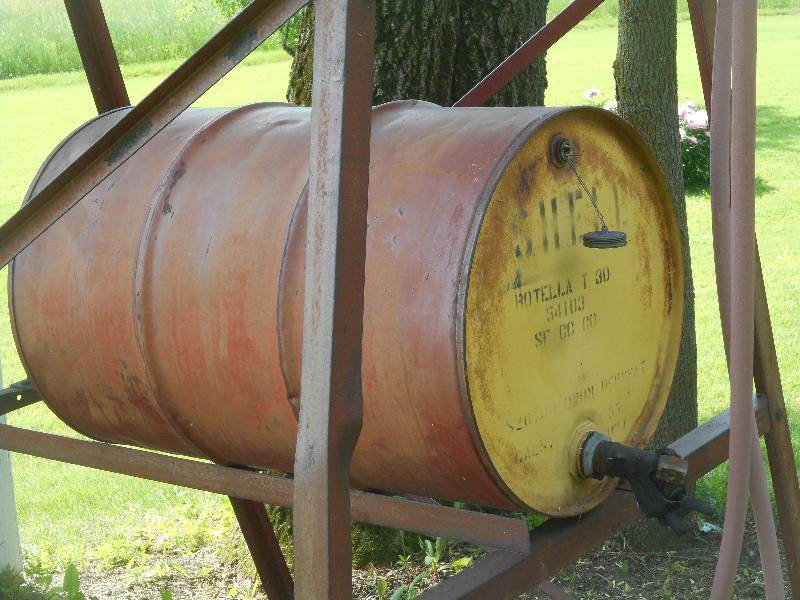 Overhead Diesel Fuel Tank (Empty) W... LE Farm Equipment & Estate