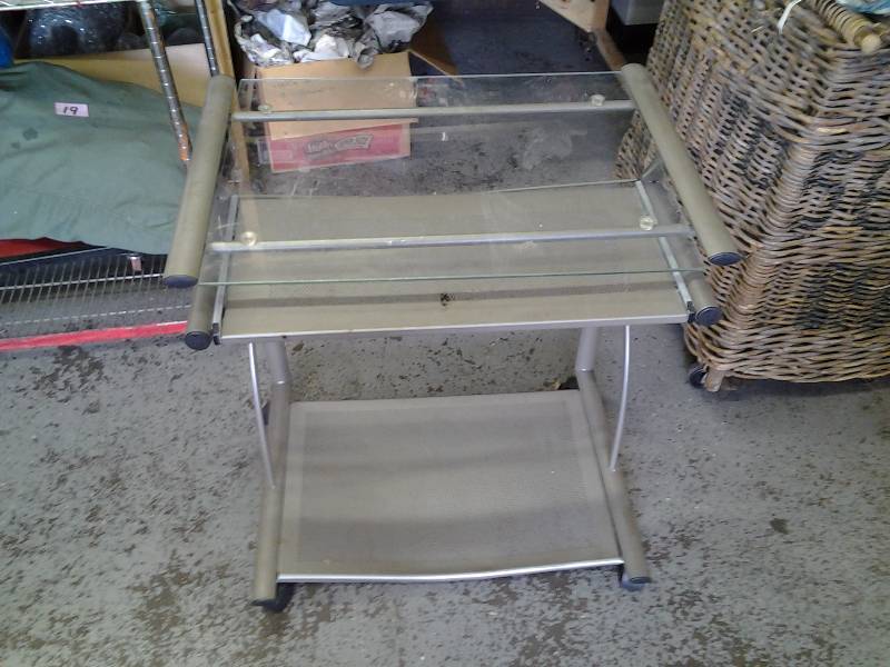 lot 9 image: Glass Computer DeskCart 27x20x30