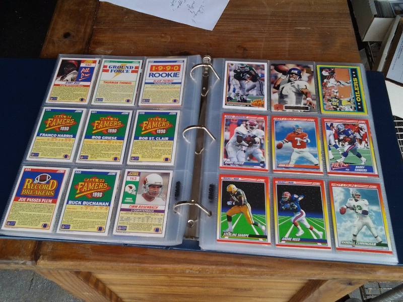 lot 43 image: Sports Cards Football, Vikings, StarsRookies Only (288)