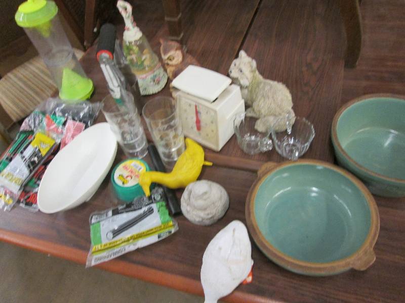 Misc items Green glazed baking dis...