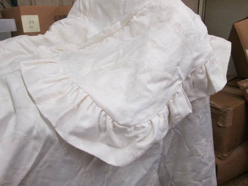 4 cases of linens, 1 pillow covers,...