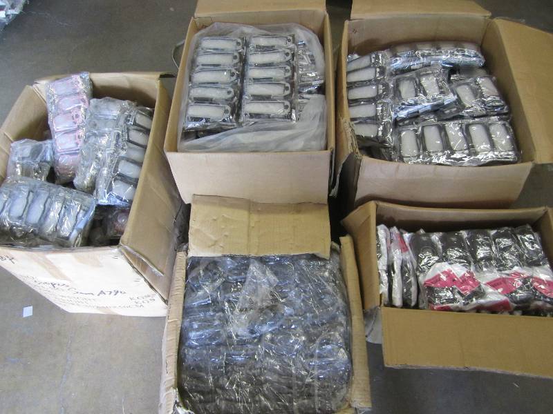 5 cases of assorted cell phone hold...