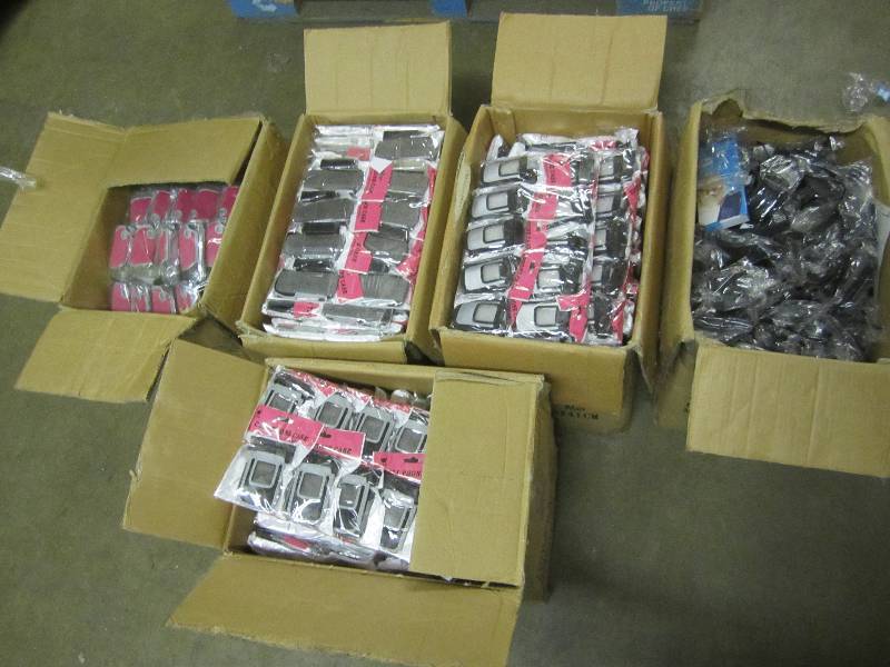 5 cases of assorted cell phone hold...