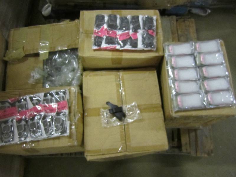 5 cases of assorted cell phone hold...