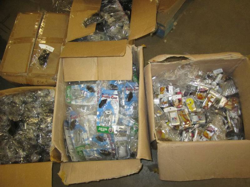 5 cases of assorted cell phone hold...