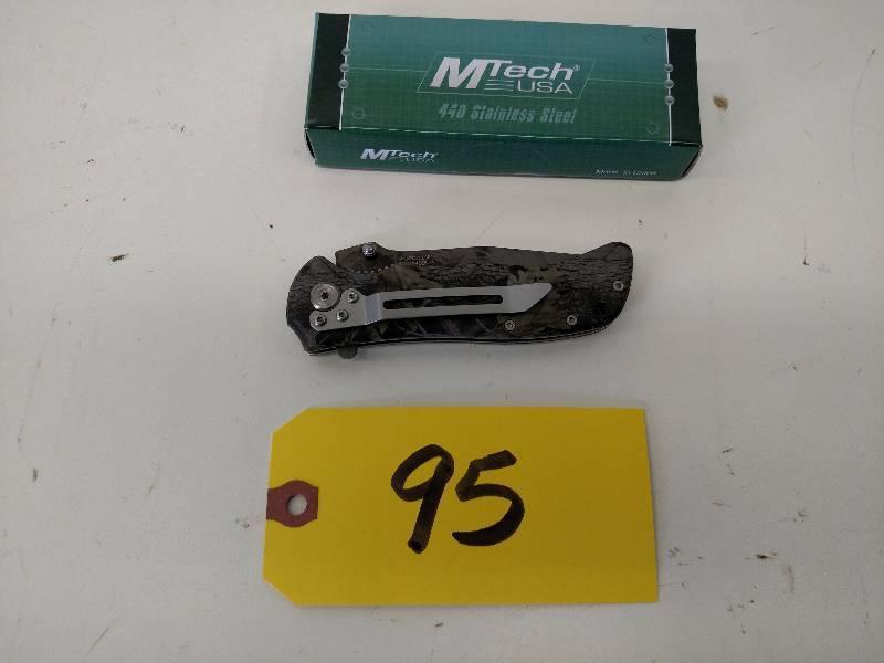 lot 95 image: M-Tech MT-334 Lock Blade Knife...