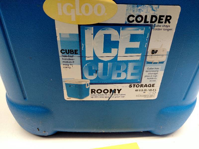 igloo ice cube 48