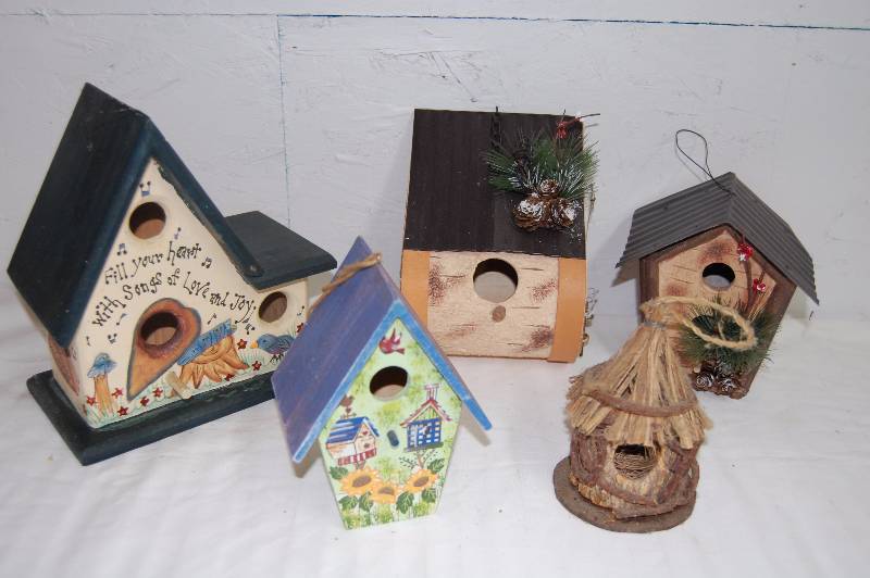 Assorted Decorative Birdhouses