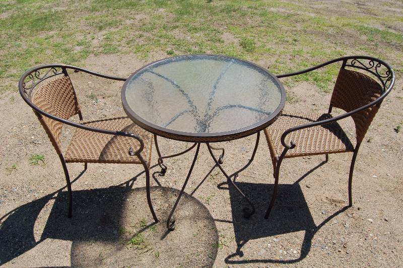 Outdoor Table and Chairs