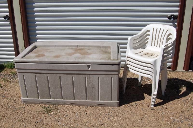 Patio Bin and Chairs