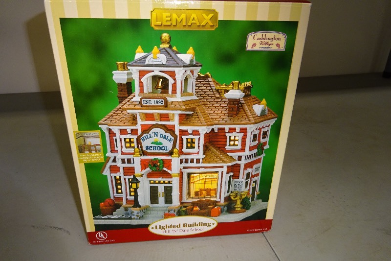 lot 30 image: Lemax Lighter Building