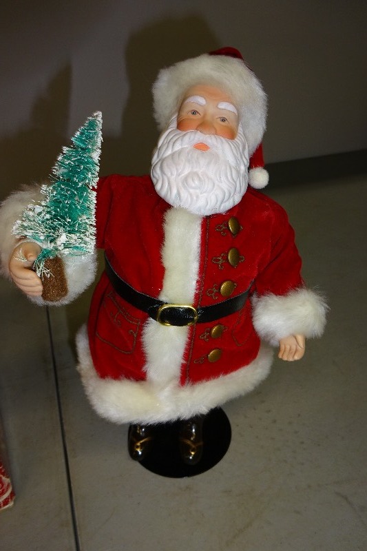 lot 36 image: Avon Christmas with Santa