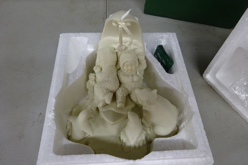 lot 37 image: Snow babies
