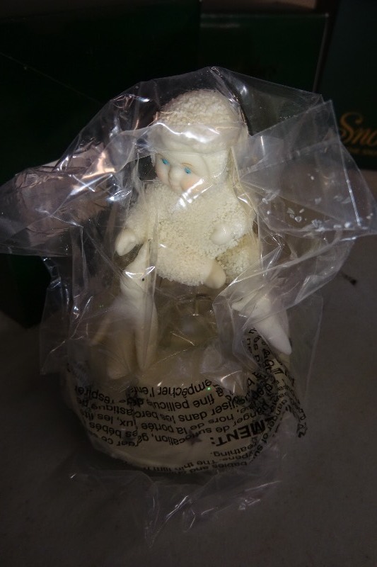 lot 55 image: Dept. 56 Snow babies