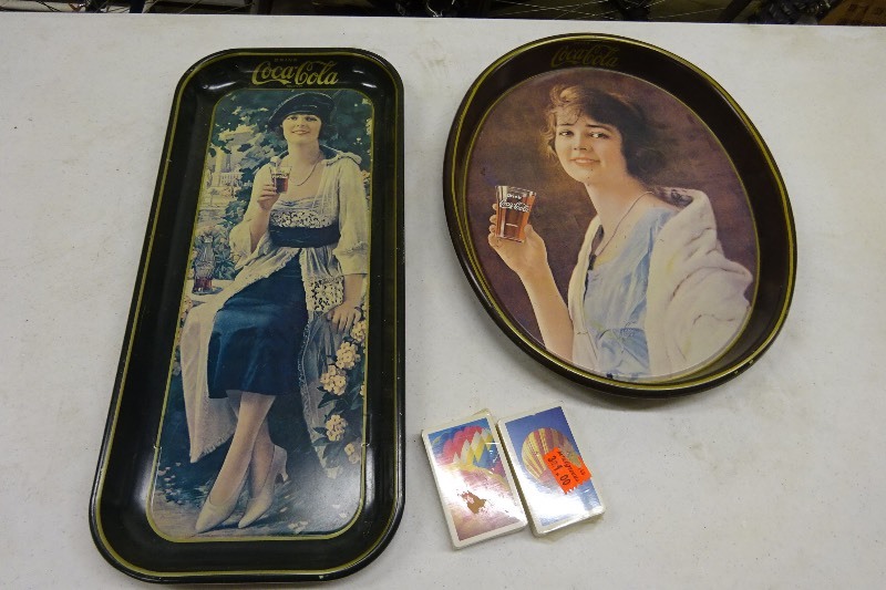 lot 114 image: 2 Coca Cola trays