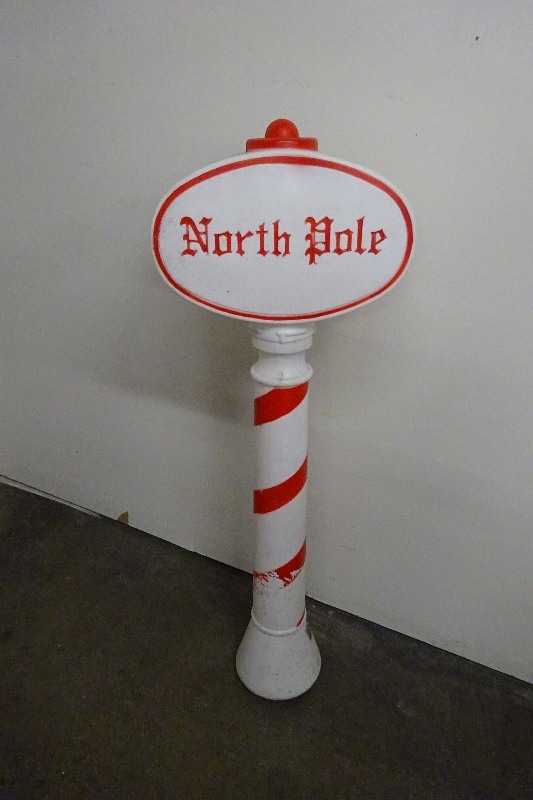 lot 141 image: North Pole Sign