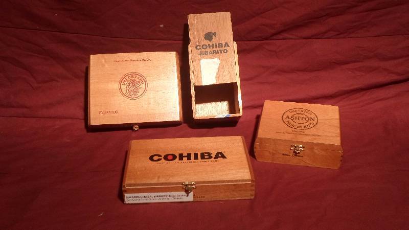 lot 13 image: Wood Cigar Boxes (Empty)