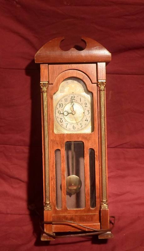lot 21 image: Mini Grandfather Mantel Clock