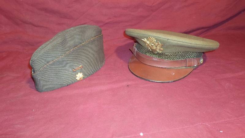 lot 25 image: WWII Dress Hat and Should Cap
