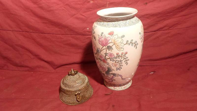lot 37 image: Brass Casket and Vase