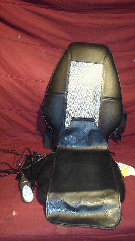 lot 39 image: Homepedic Message Chair Cover