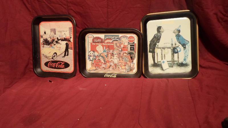lot 46 image: Coke Coca-Cola Serving Trays 3