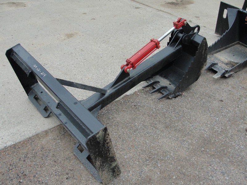 Backhoe Attachment with Hydraulic Bucket