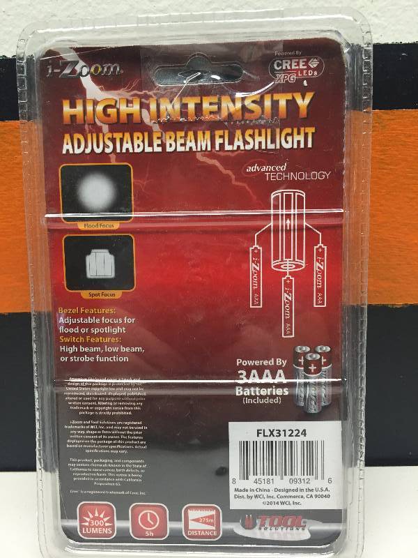 lot 16 image: I-ZOOM HIGH INTENSITY ADJUSTABLE BEAM FLASHLIGHT