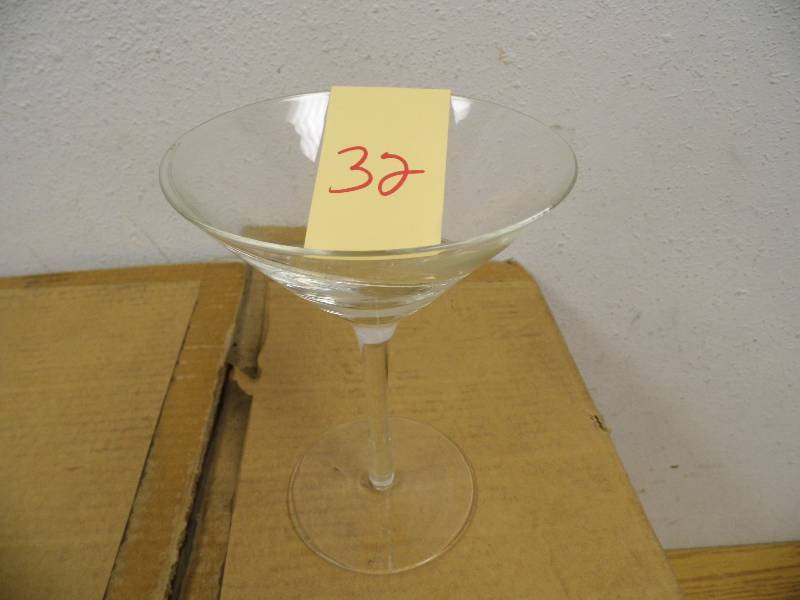 Case of 24 Swirl Martini Glasses