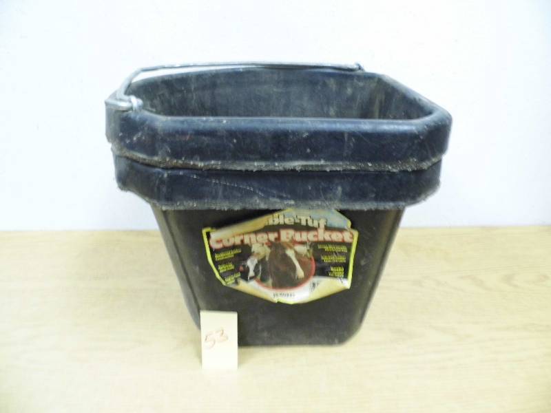 2 Corner Buckets