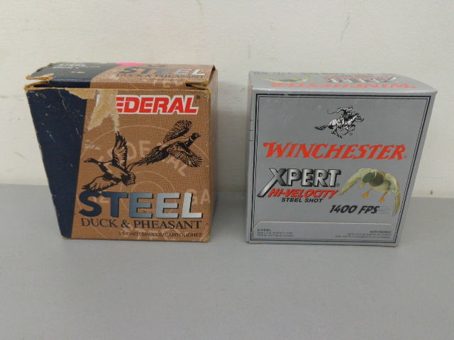 lot 7 image: Federal & Winchester 12ga. Shot Shells